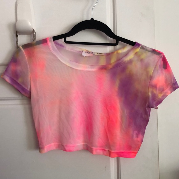 Emma & Sam Tops - Emma & Sam cropped tie-dye mesh shirt Emma & Sam Tops - Emma & Sam cropped tie-dye mesh shirt